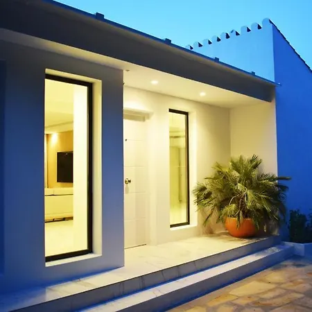 Lola Villa Marbella